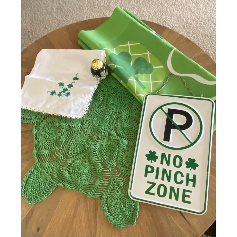 🍀 Lucky Pot of Gold & Irish Blessings Decor Bundle - Shamrocks & Lace